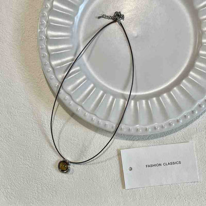 Simple niche design tiger eye stone pendant necklace female fashion temperament senior sense necklace net red collarbone chain